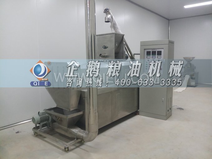 企鵝牌核桃油榨油設(shè)備，生產(chǎn)綠色健康油受大眾喜愛(ài)(圖3)
