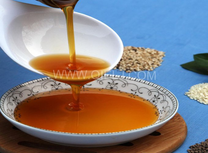 芝麻油提取加工，企鵝糧油機械生產色香味俱佳的油脂(圖1)